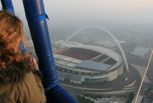 London balloon flight over Wembley Stadium